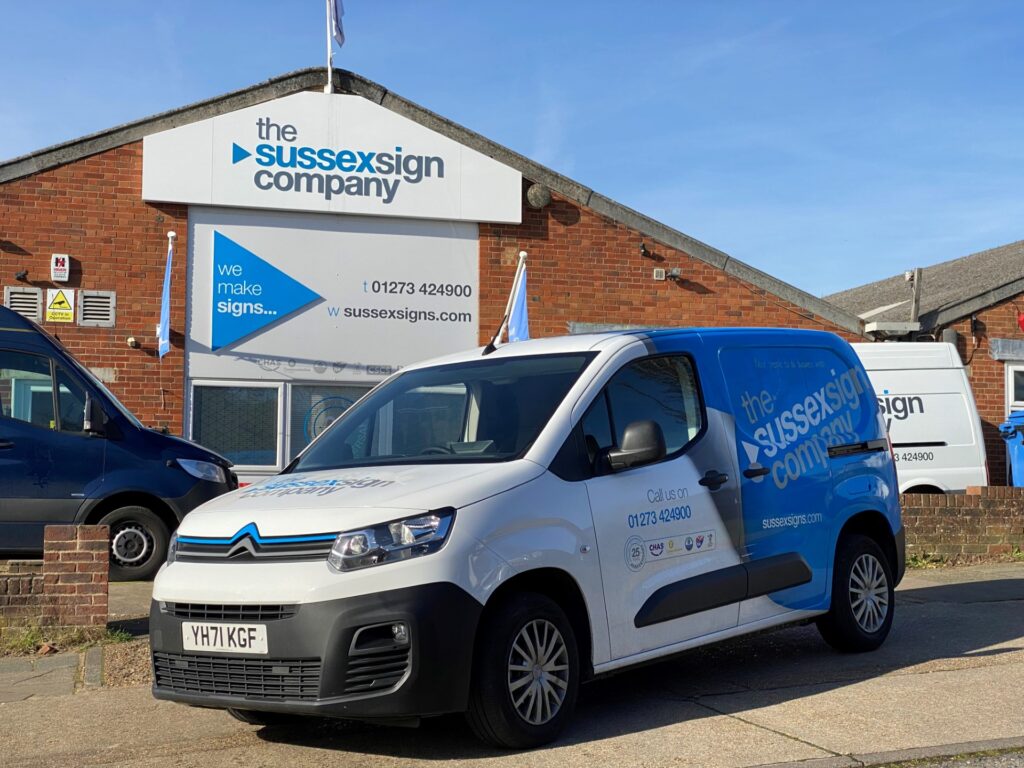 Image demonstrates why signage is important for a business
