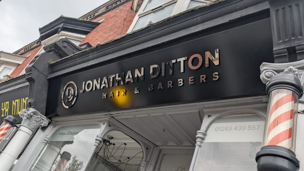 What steel grade is best for signage